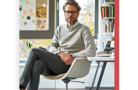 digital project manager IT man