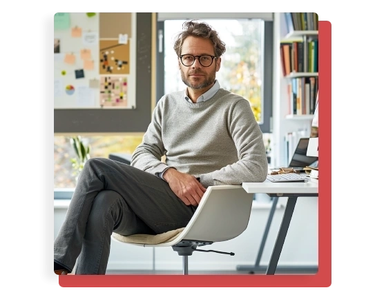 chef de projet digital homme IT